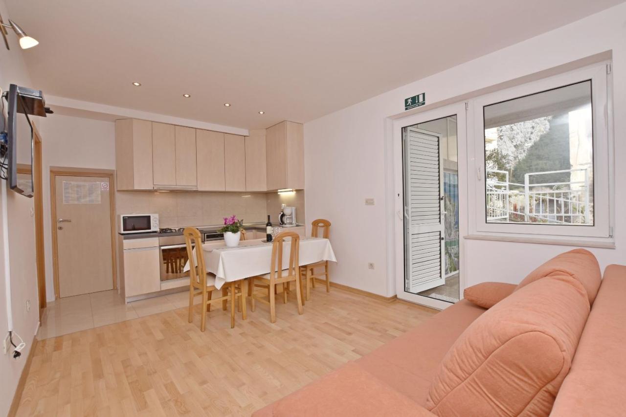 Apartment Mate Omiš Extérieur photo